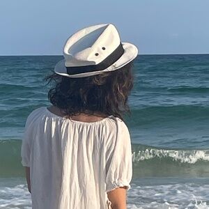 Meet your Posher, Diana